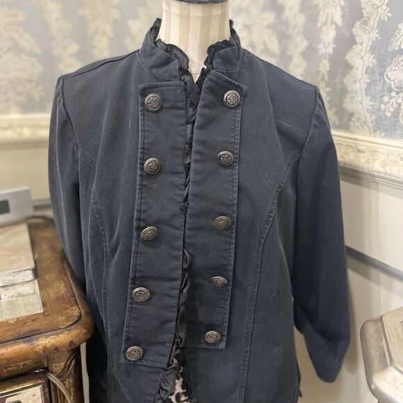 DENIM RUFFLE Placket Jacket! - Picture 6 of 17